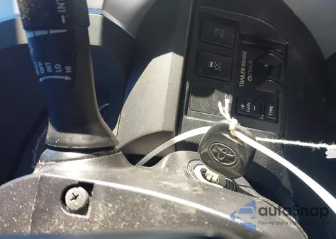 2016 Toyota Tundra Sr5 5.7L V8 from USA, damaged, VIN 5TFDW5F12GX581029